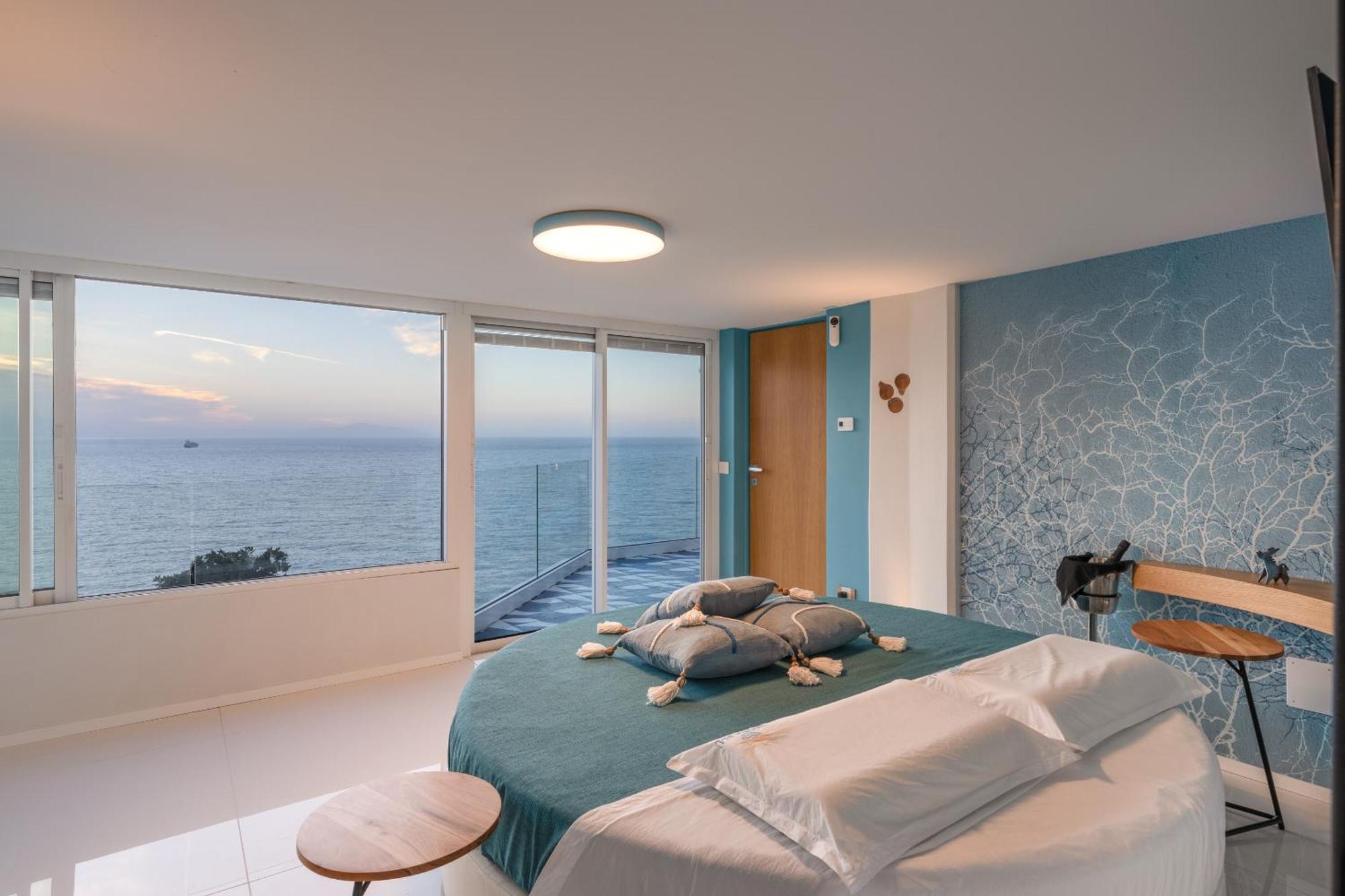 Laguna Blu - Resort Villa Overlooking The Sea On The Amalfi Coast Vietri Buitenkant foto